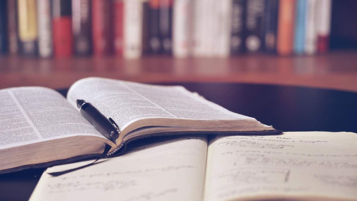 5 книг про українців, які творили і творять історію 5 книг про українців, які творили і творять історію
