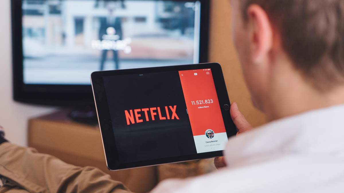 Netflix начнет автоматически загружать рекомендованный контент Netflix начнет автоматически загружать рекомендованный контент