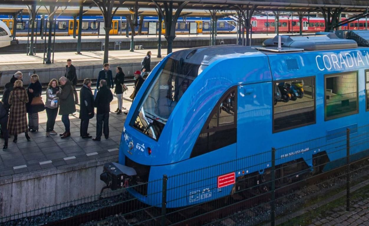 В Нидерландах переходят на водородные поезда: видео