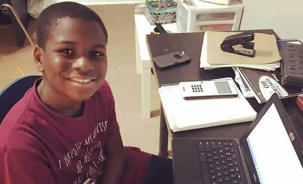 12-летний вундеркинд Калеб Андерсон изучать ракетостроения 12-летний вундеркинд Калеб Андерсон изучать ракетостроения