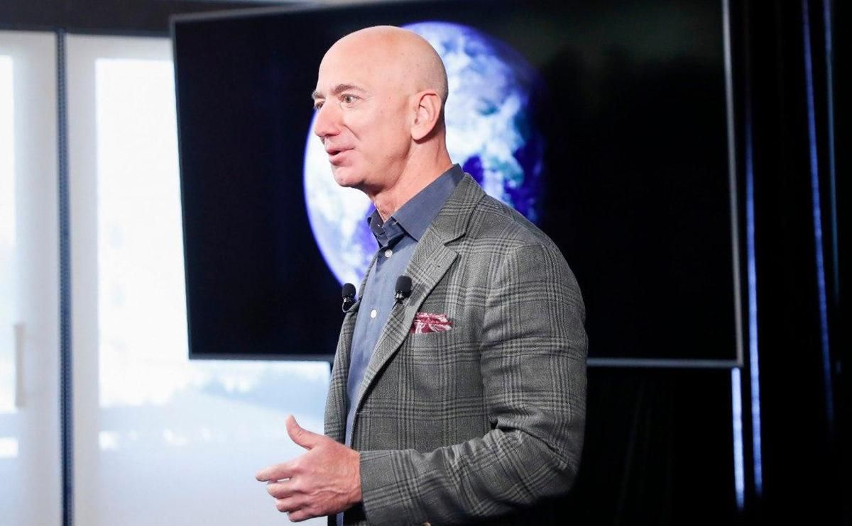 Джефф Безос пожертвує 10 мільярдів для порятунку планети: деталі Джефф Безос пожертвує 10 мільярдів для порятунку планети: деталі