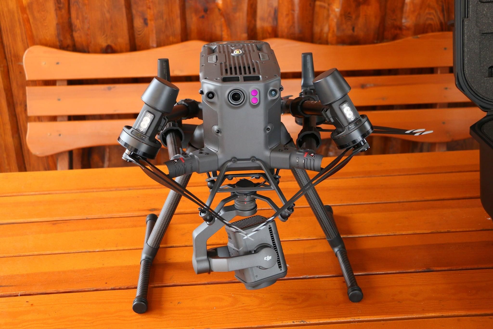 Донецкие спасатели получили современные квадрокоптеры: для чего они Донецкие спасатели получили современные квадрокоптеры: для чего они