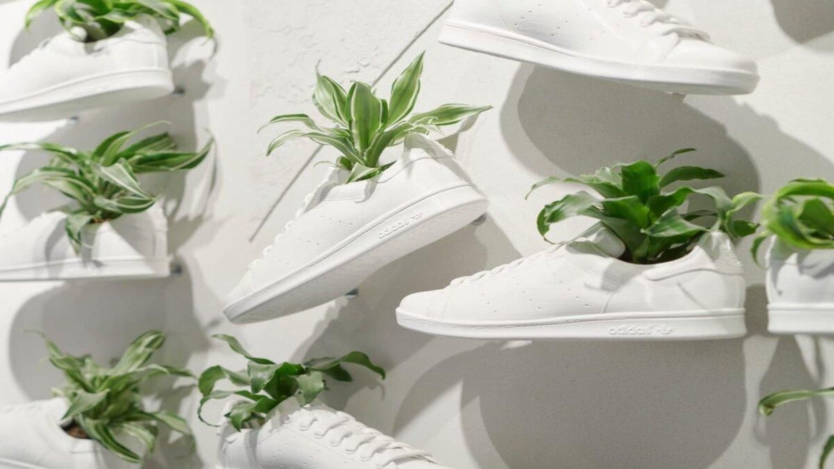 Adidas випускатиме кросівки з грибної шкіри