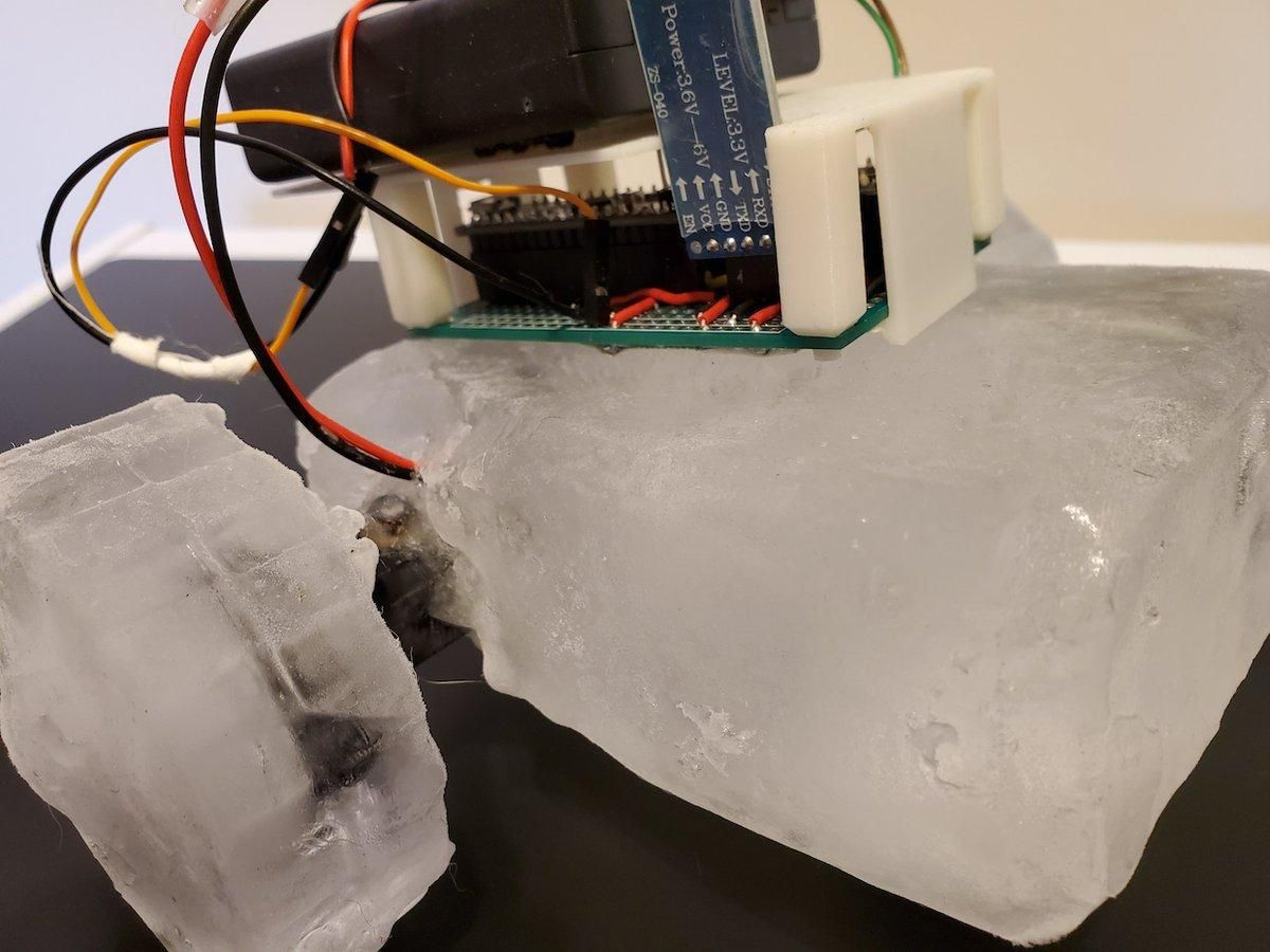 Робот из льда IceBot: технология для исследования Антарктиды – видео
