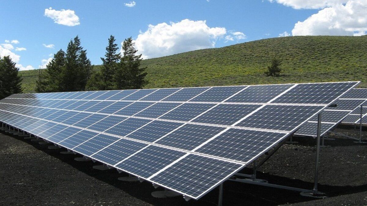 В Житомирской области строят солнечную станцию: стоимость объекта 