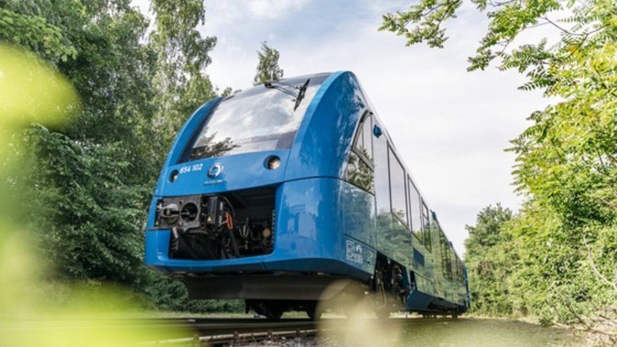 У Німеччині вводять в експлуатацію водневий поїзд Coradia iLint
