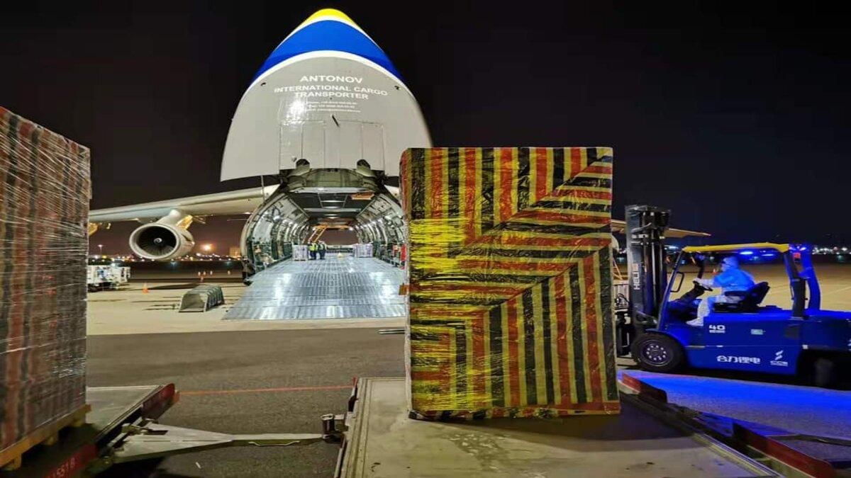 Антонов успішно перевіз обладнання вагою 80 тонн Антонов успішно перевіз обладнання вагою 80 тонн