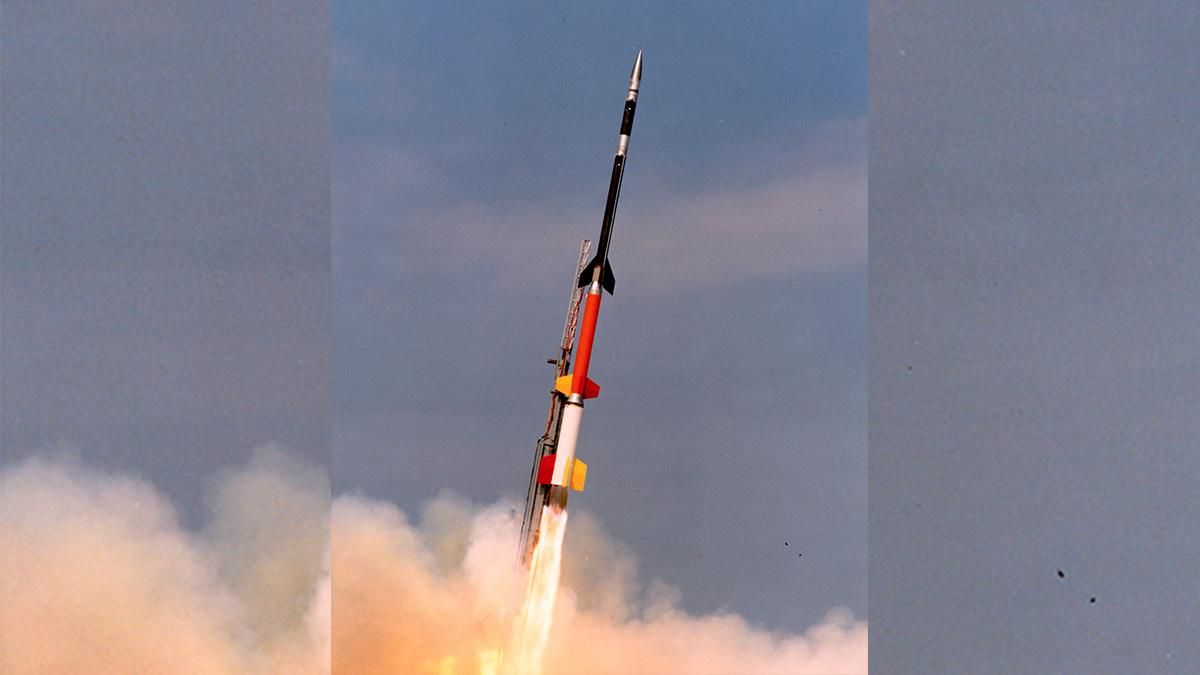 Хто насправді винайшов багатоступеневу ракету