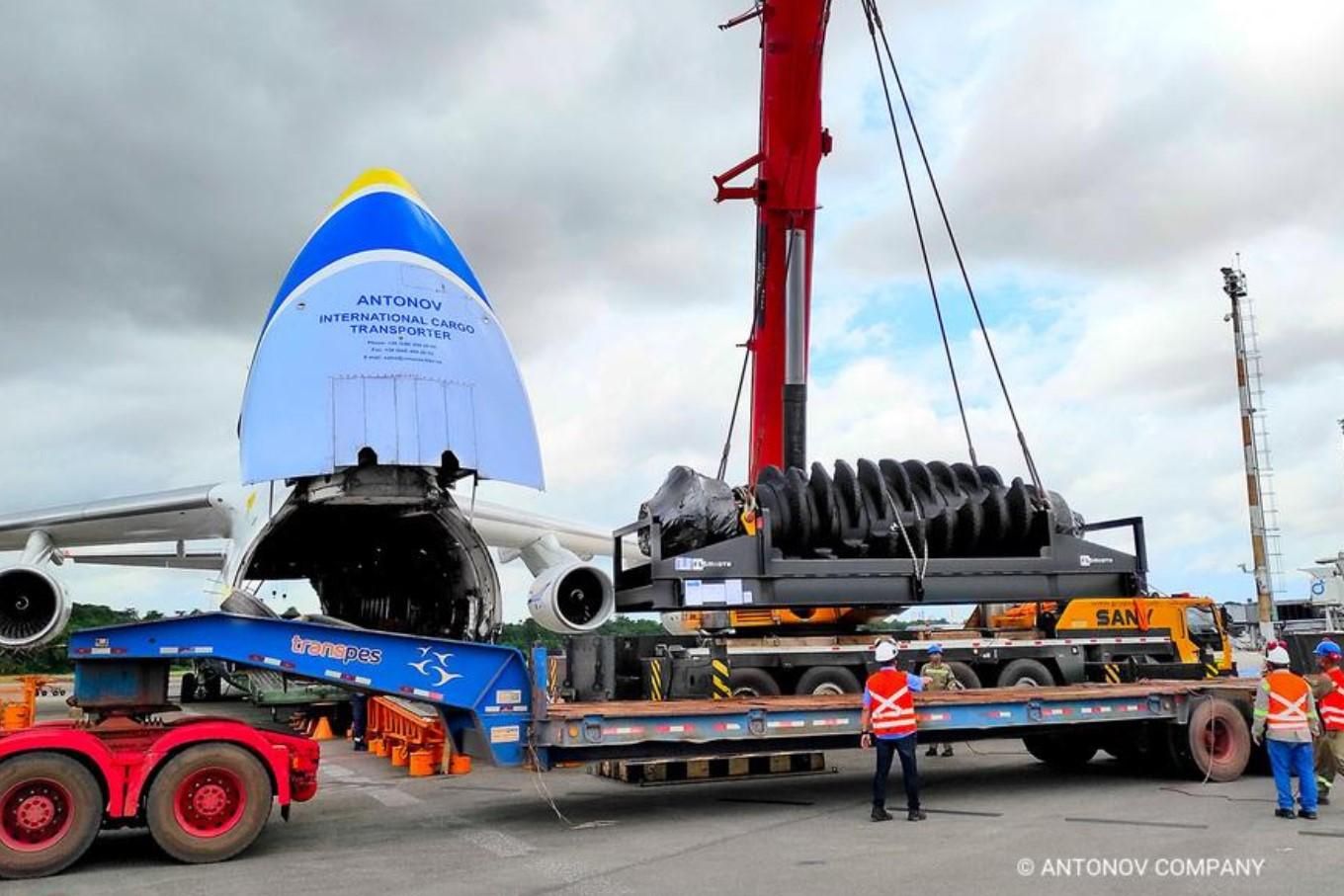 Літаки Авіаліній Антонова терміново доставили обладнання в Бразилію