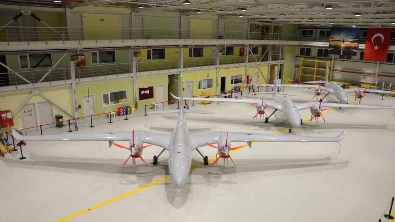 В Турции испытали третий беспилотник Akıncı от Baykar В Турции испытали третий беспилотник Akıncı от Baykar