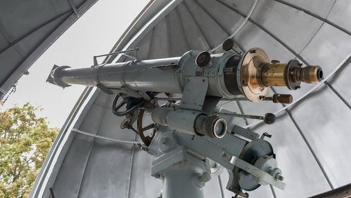 Найстаріша астрономічна обсерваторія України, де можна подивитися на зорі   