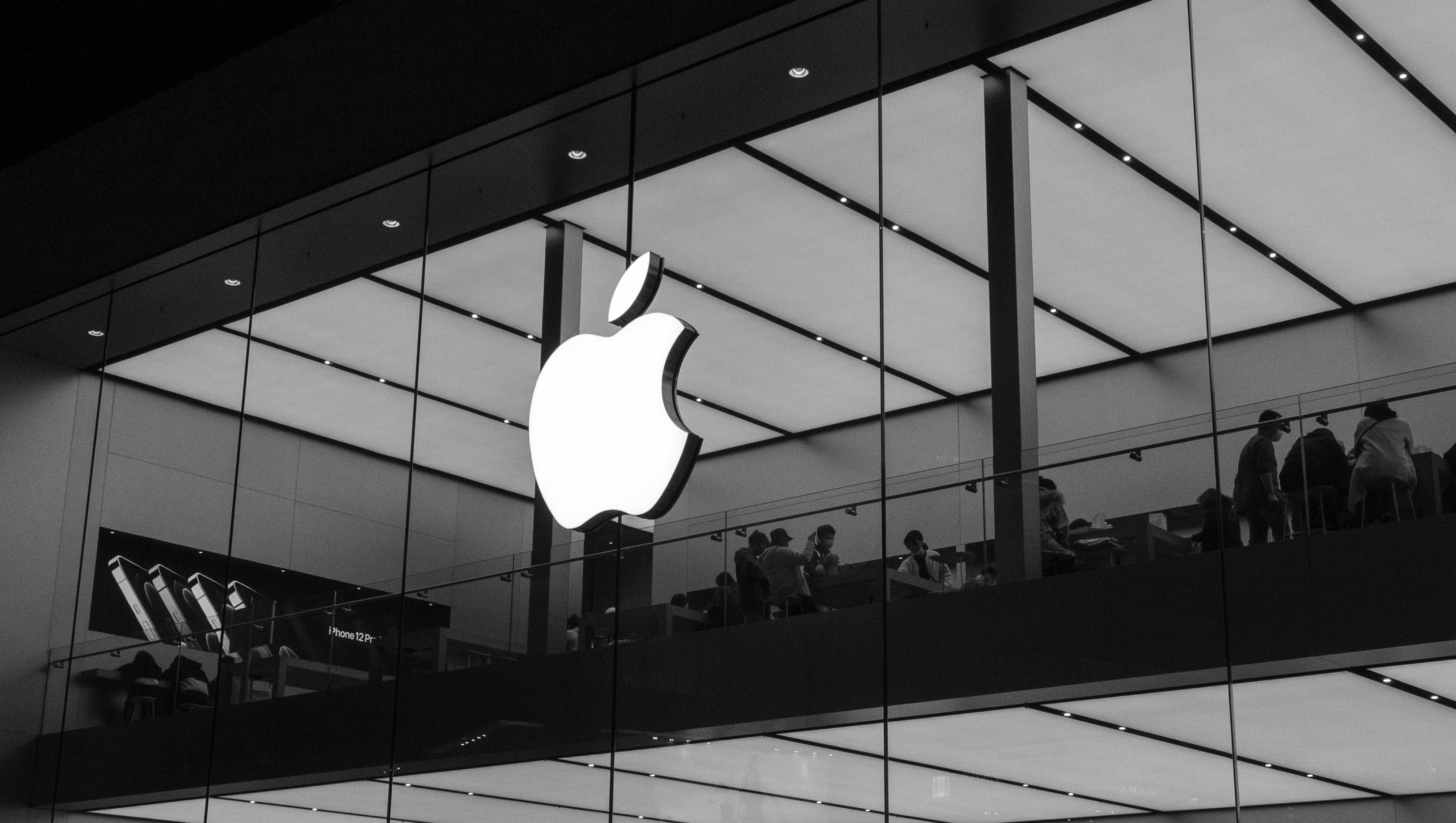 Apple запатентувала нову технологію – надувний бампер Apple запатентувала нову технологію – надувний бампер