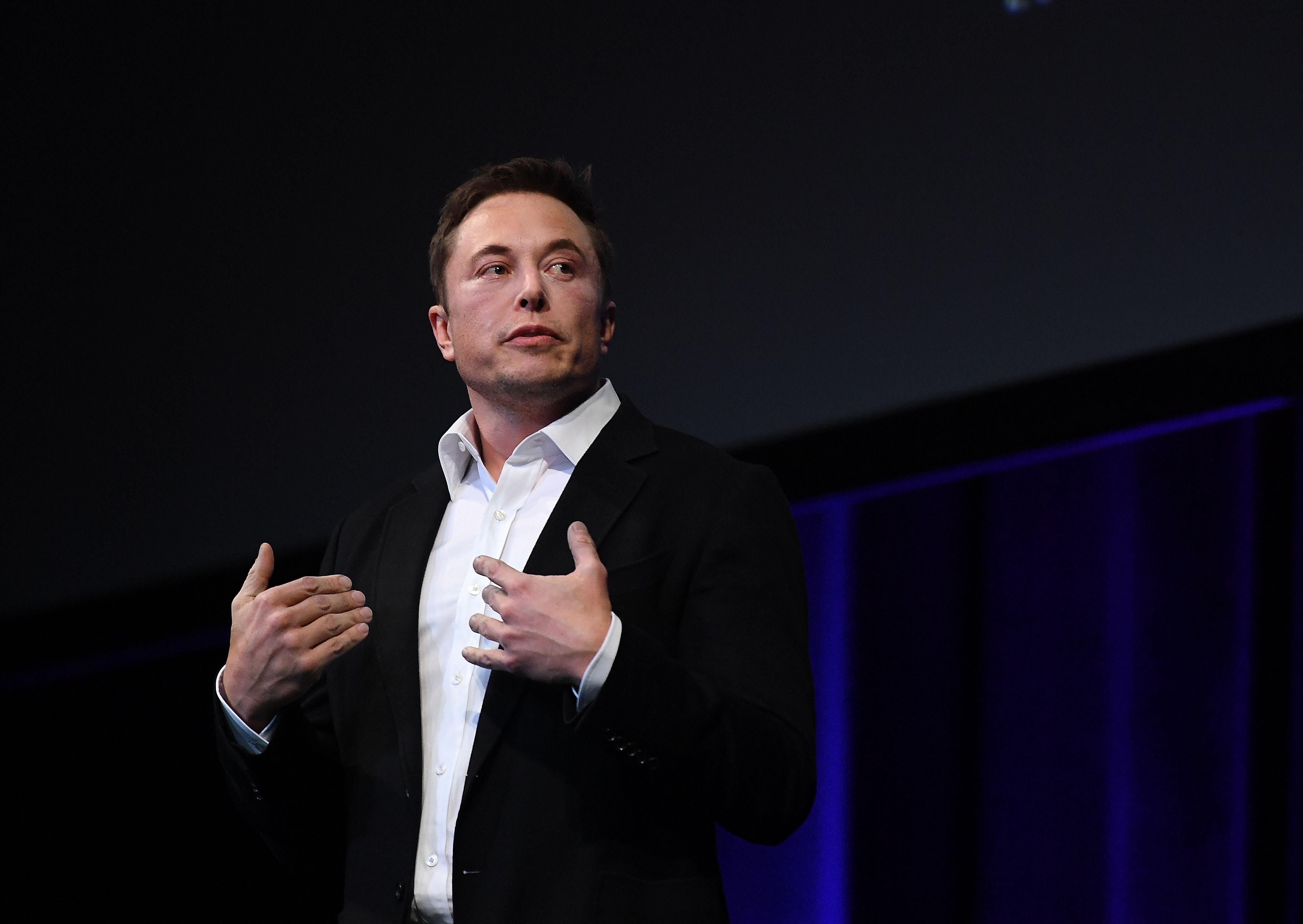 Ілон Маск заробив на посту гендиректора Tesla рекордну суму