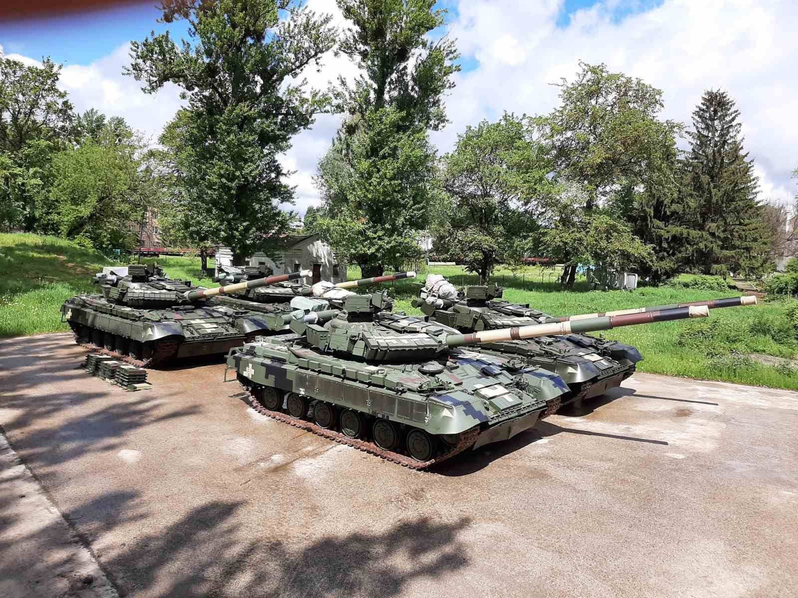 Харківський бронетанковий завод передав армії партію танків Т-64