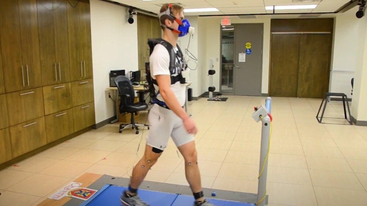 Створили екзоскелет, який заощаджує енергію Створили екзоскелет, який заощаджує енергію