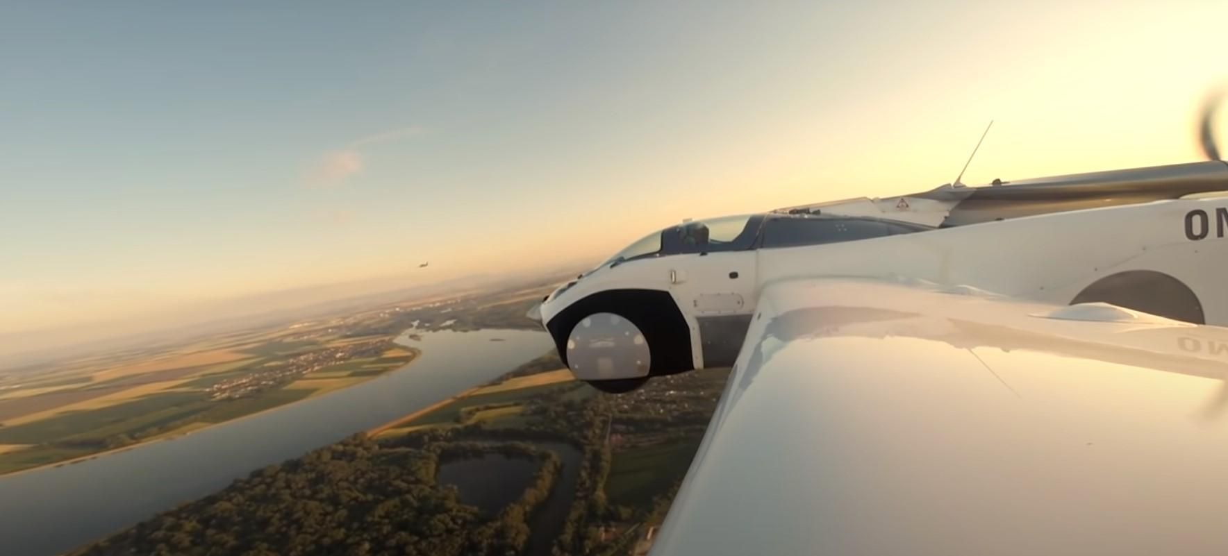 Летающее авто AirCar выполнило первый междугородный рейс: видео