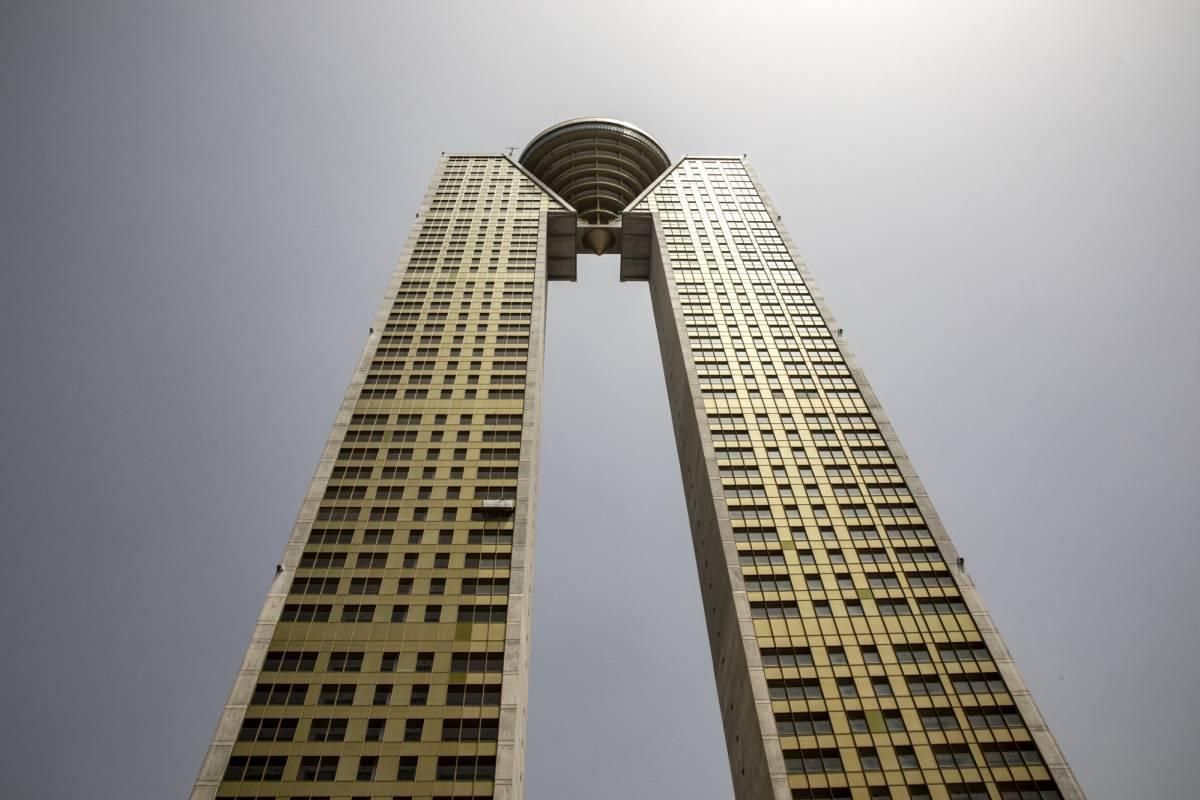 В Испании построили 47-этажный небоскреб Intempo: фото, цена квартир