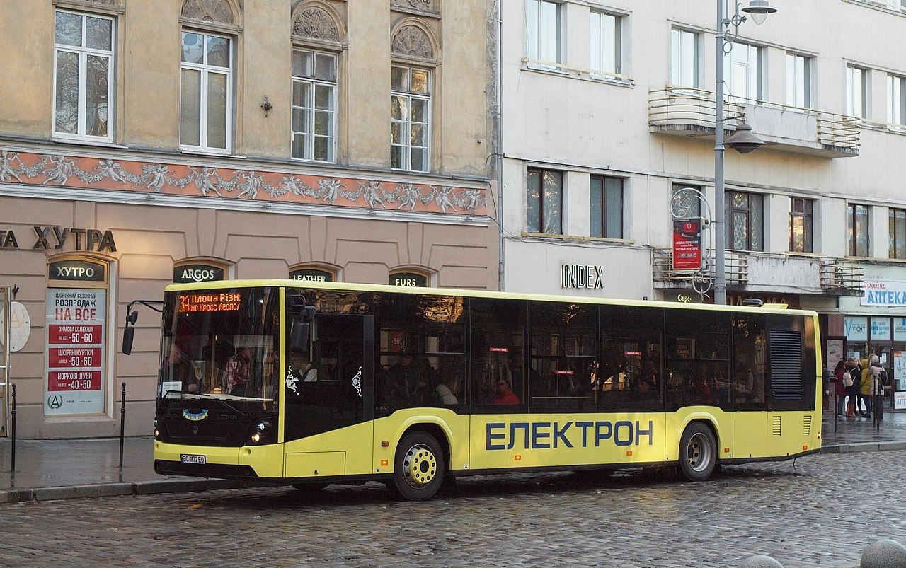 Вітчизняного виробництва: Ужгород отримав 7 нових автобусів "Електрон" - Інновації