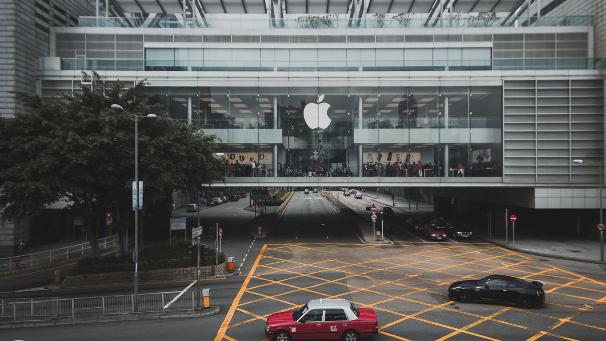 Apple відклала повернення співробітників в офіси: рішення компанії - Інновації