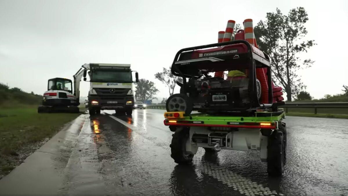 На дорогах Львовщины испытывают робота-помощника ALLY: видео - Инновации На дорогах Львовщины испытывают робота-помощника ALLY: видео - Инновации