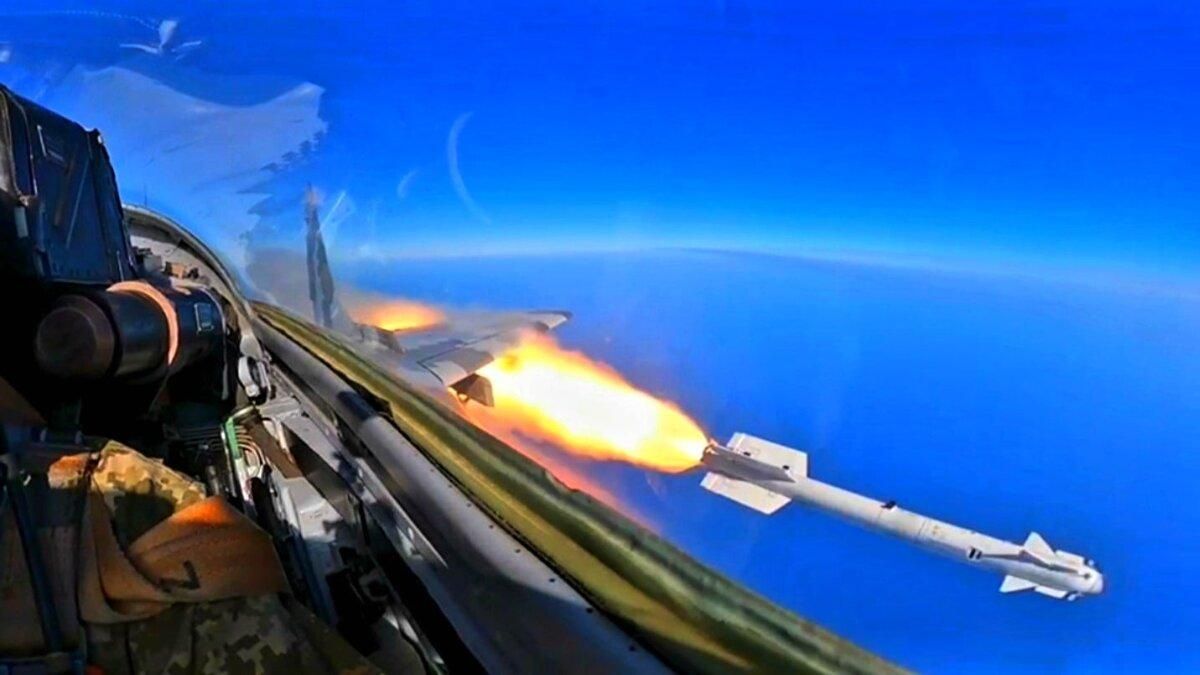 Украинские истребители отработали пуски управляемых ракет Р-73 - Инновации