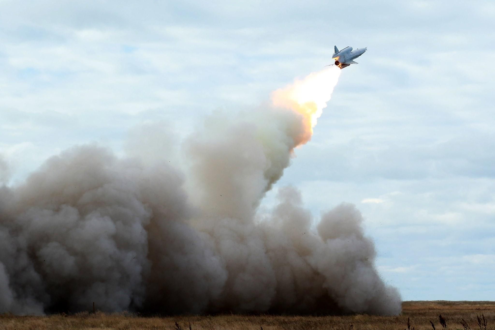Українські ракетники провели імітаційні стрільби по реальних цілях: потужне відео - Інновації