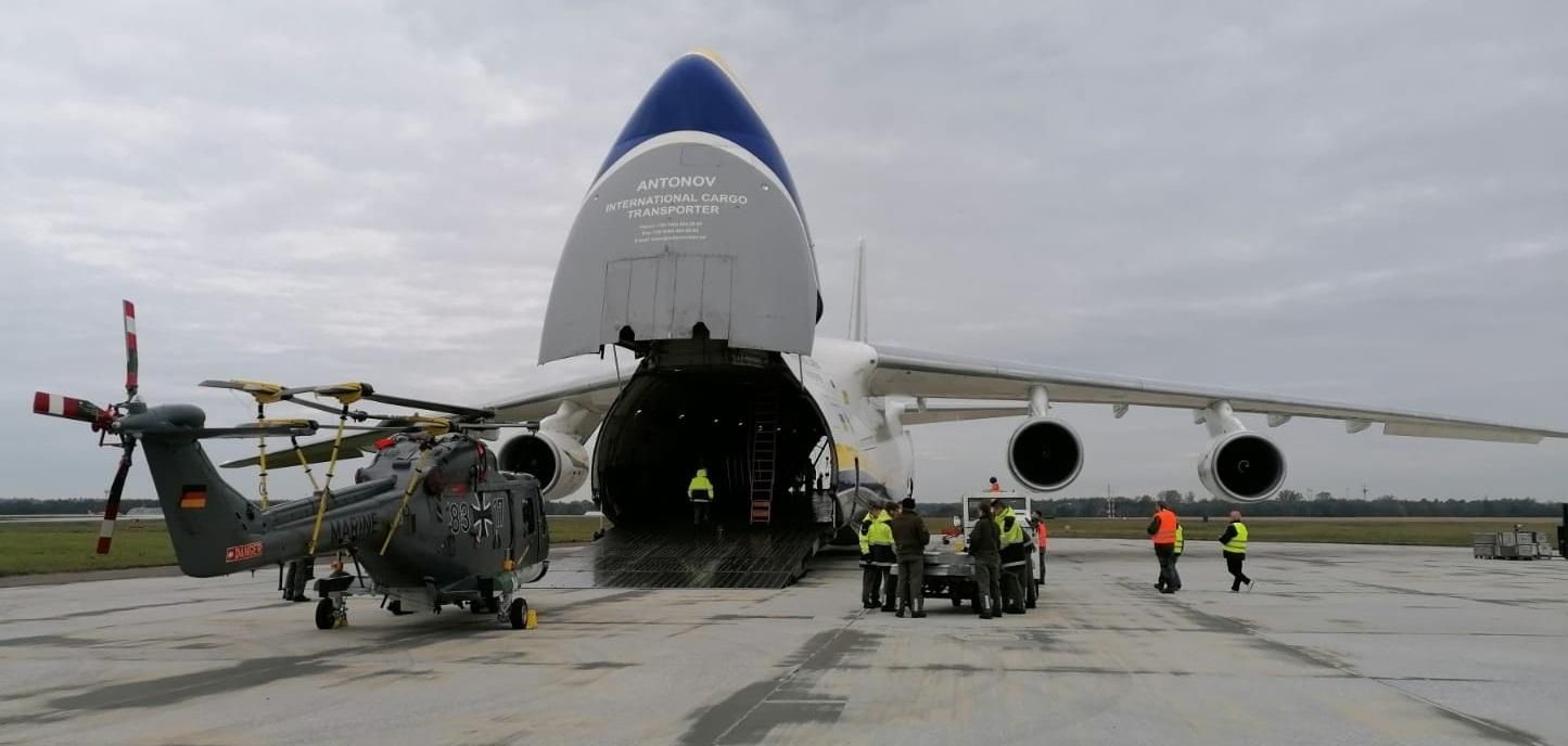 Український Ан-124 "Руслан" доставить німецький військовий гелікоптер до США - Інновації Український Ан-124 "Руслан" доставить німецький військовий гелікоптер до США - Інновації