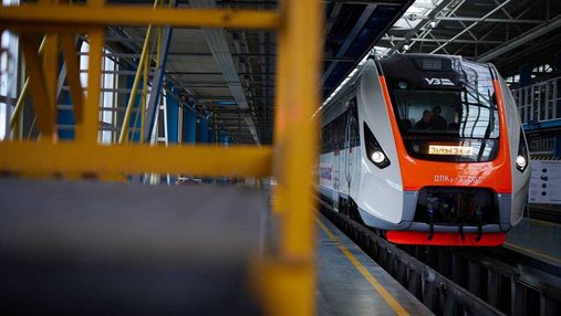 Укрзалізниця отримала нові дизель-поїзди вітчизняного виробництва